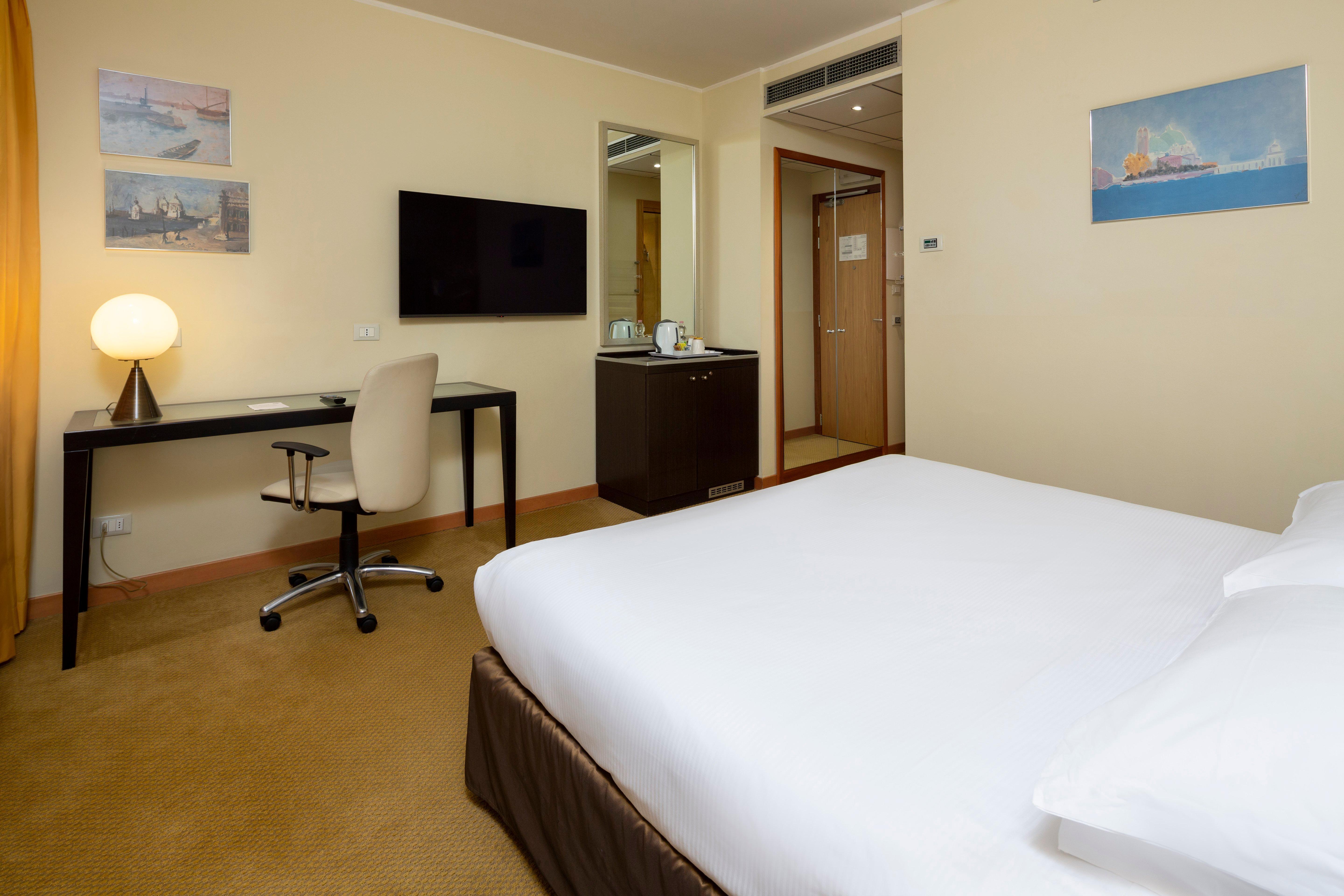 Hotel Crowne Plaza Padua Exterior foto